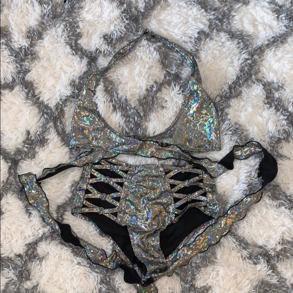 Women’s 2 Piece Rave Set, OS Top M Bottoms